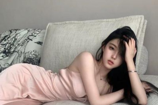 刘晓庆私密聊天记录全网疯传律师：转发的每个人可能都违法了
